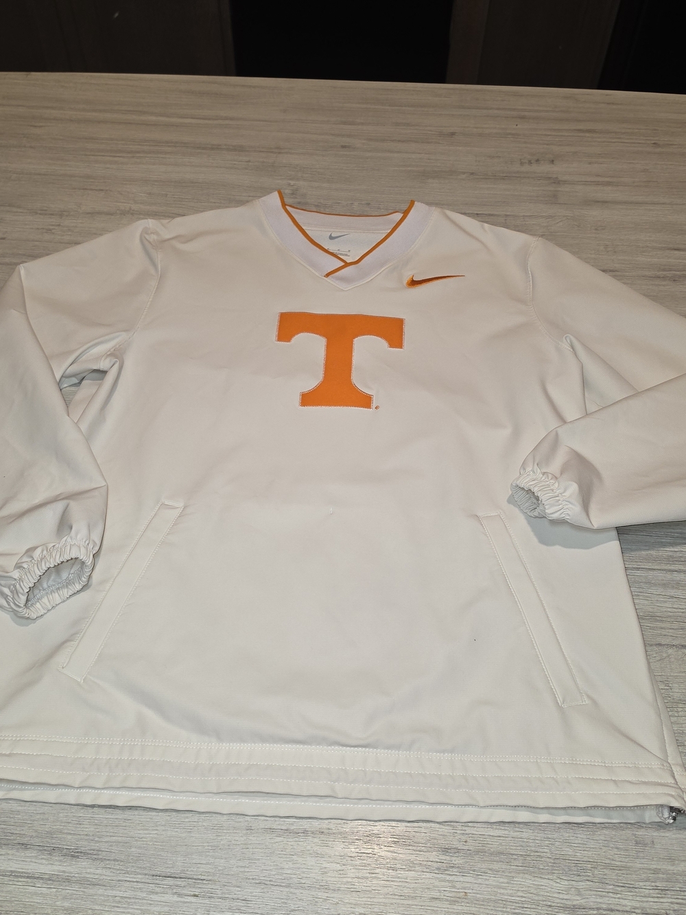 Nike Tennessee Vols Windshield Pullover Jacket Men's Medium White Size M
